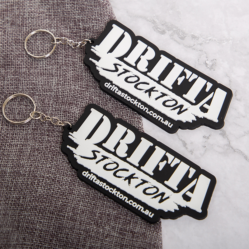 Custom Eco-friendly 3D Soft Plastic Rubber Patch Key Chain Embossed PVC Silicone Clothing Label Shoes Private Tags