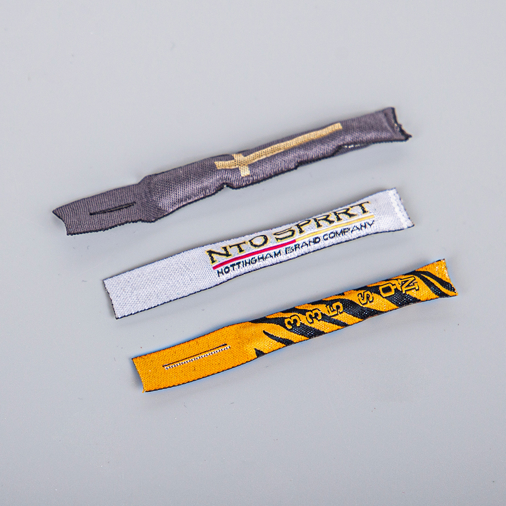 Factory High Quality Zipper Pull Customize Logo Cloth Fabric Zip Puller Woven Zipper Pulls