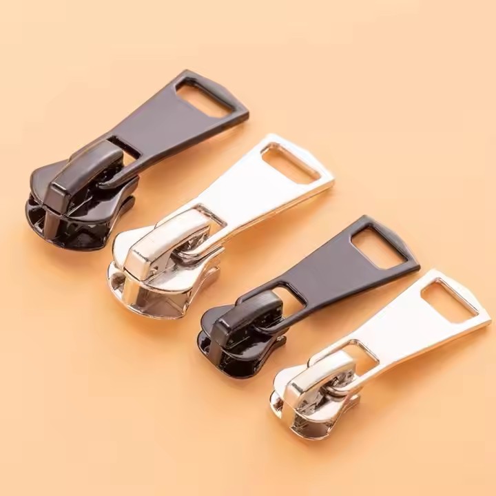 Custom-zipper-pulls Clothing Metal Zipper Pull With logo