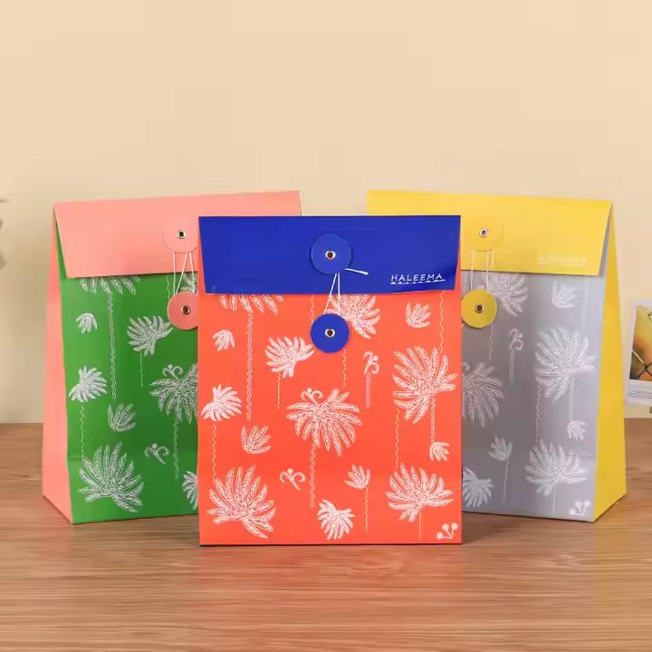 Custom Logo Printing Stand up Eco Friendly Underwear Kraft Paper Packaging Storage Bags for T Shirt Socks