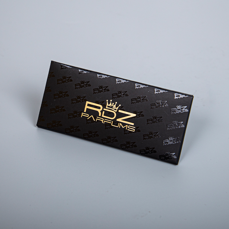 Hot stamping UV membership card box: exquisite choice, highlighting the noble