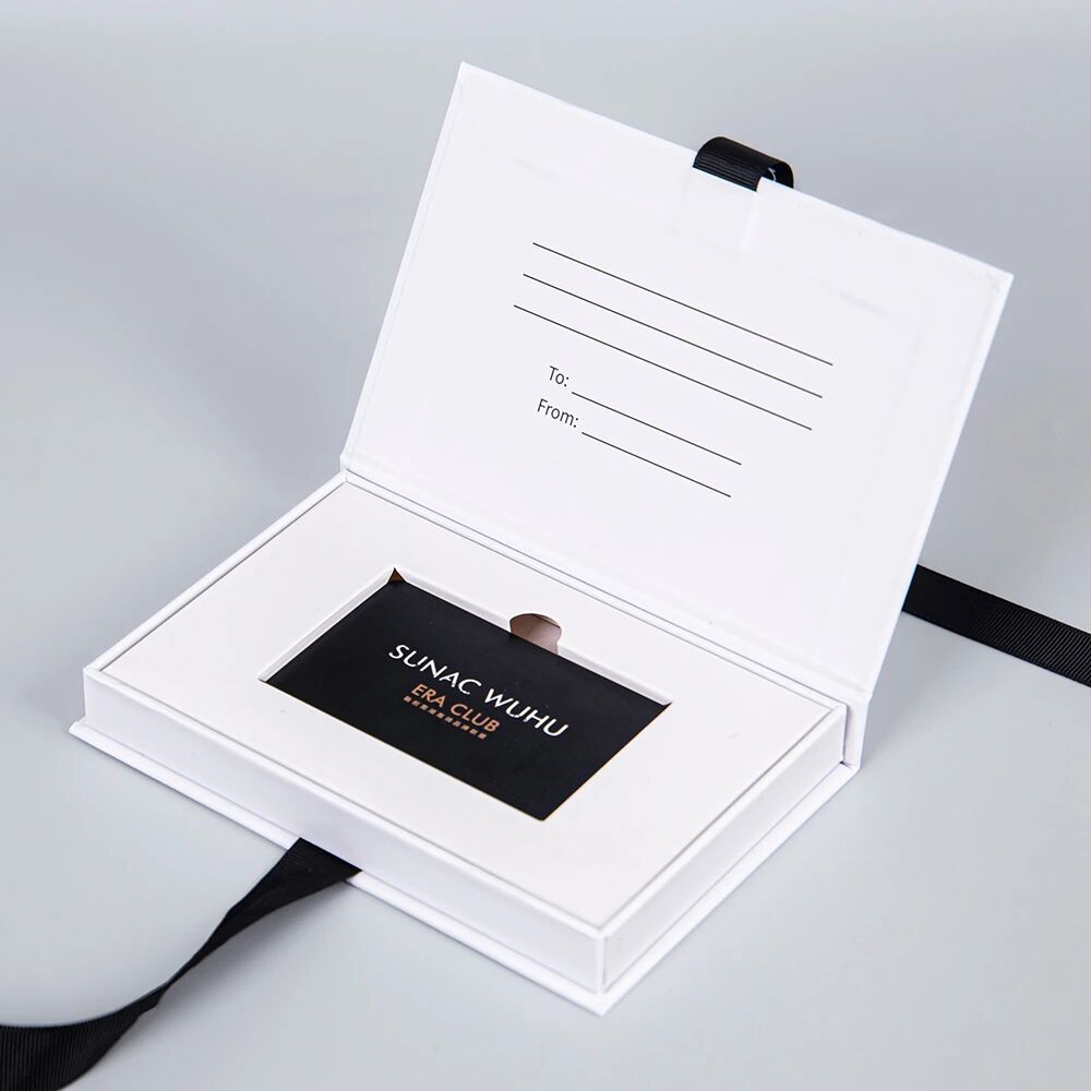 Understated yet full of character | Unlock the ritual of card organization